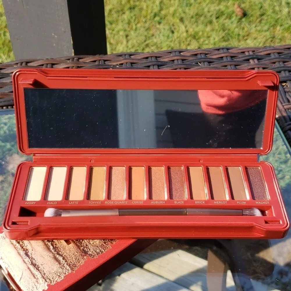 Lacura Naturals intense eyeshadow palette